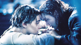 James Cameron destruye de una vez por todas la mayor teoría sobre <i>Titanic</i>: Jack no cabía en la balsa<em></em>